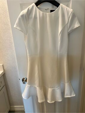 DO+BE White Crewneck Short Sleeve Dress with Ruffle Hem